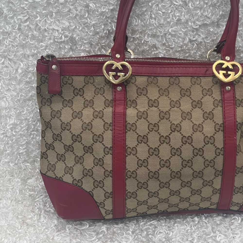 Gucci GG Canvas Lovely Shoulder Bag - Picture 15 of 16